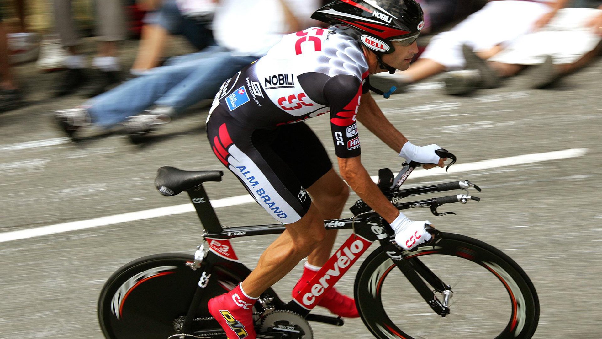 希克：希望每个位置都能像后卫那样稳定，让全队同步，希克是哪个俱乐部的